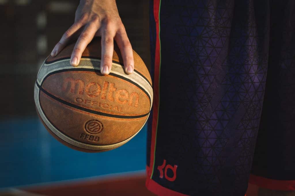 Balle de basketball